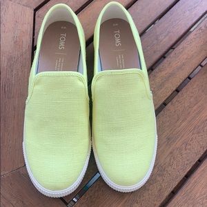 TOMS slip on shoes